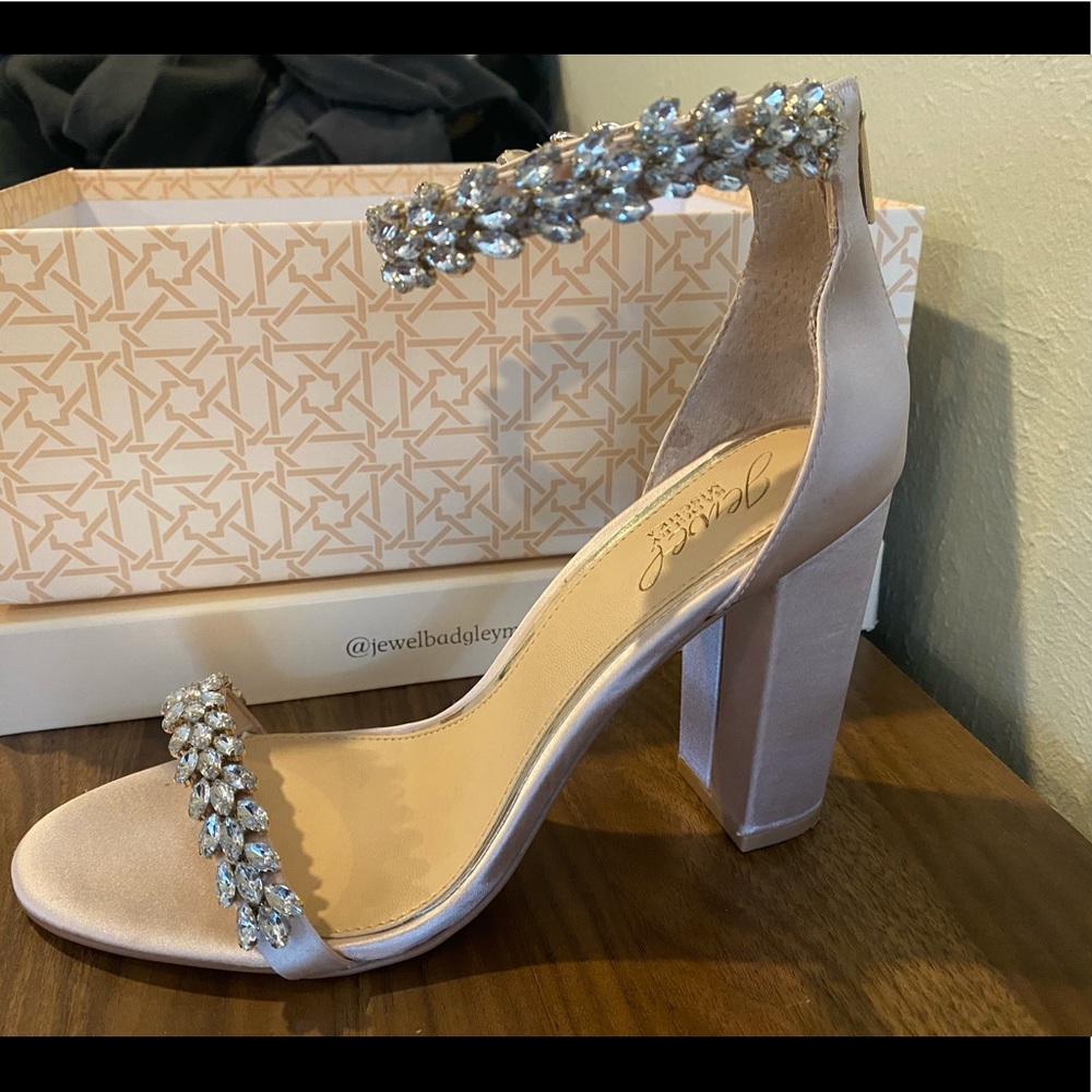Jewel Badgley Mischka Women's Mayra Heeled Sandal